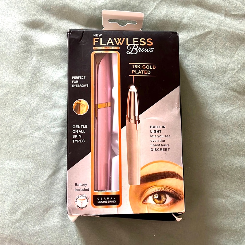 Brow shaper or Hair remover